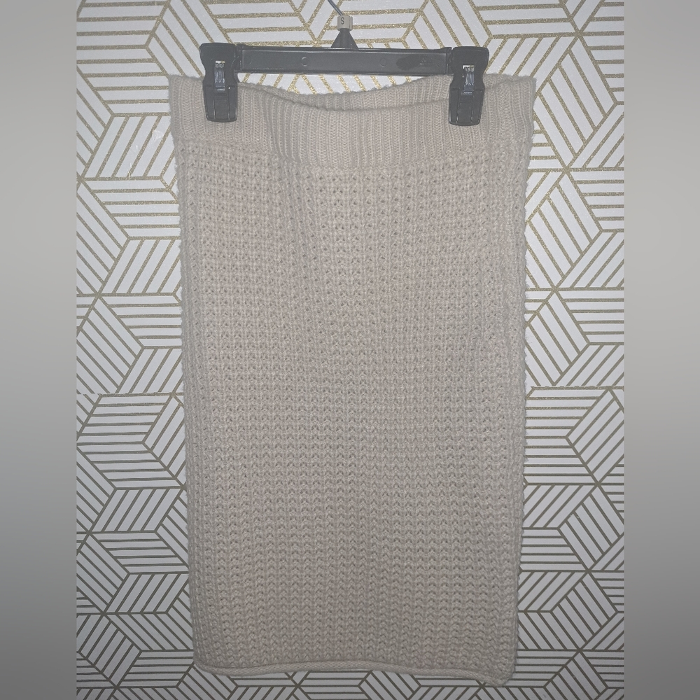 Medium length sweater material  skirt, POL brand size M
